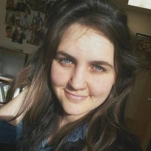 Meet your Posher, Elissa